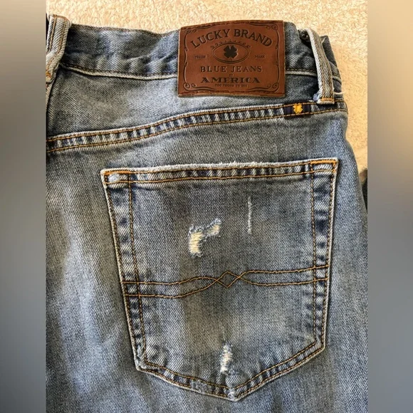 Lucky Brand Distressed Style Men’s Blue Jeans Size W33 L32 - Picture 11 of 11
